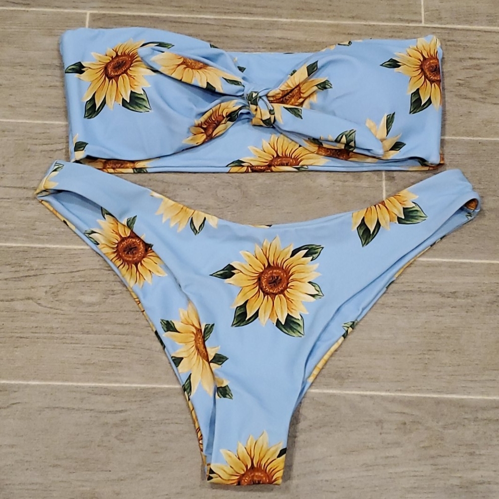 NWOT Zaful sunflower blue bikini